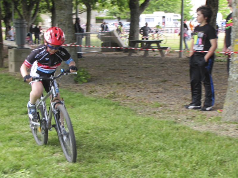 2014-05-24-championnat-de-bourgogne-etang-sur-arroux-cyclocross