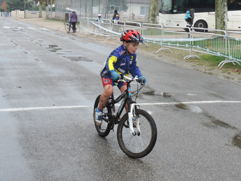 cyclo-cross-pierre-de-bresse-poussins-2