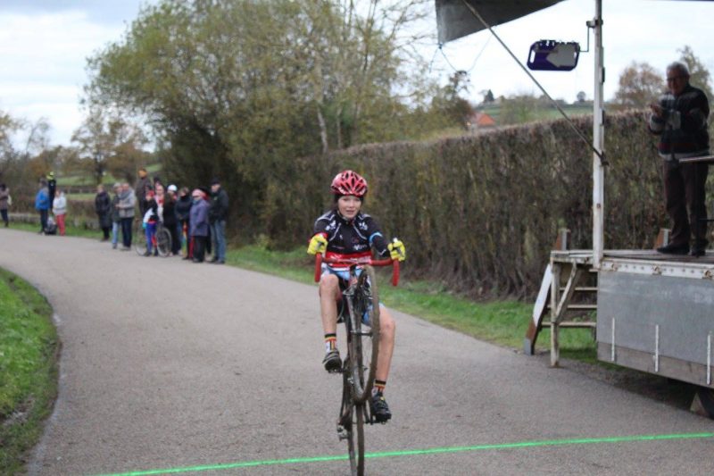 2016-11-11-cyclo-cross-st-julien-de-civry-10