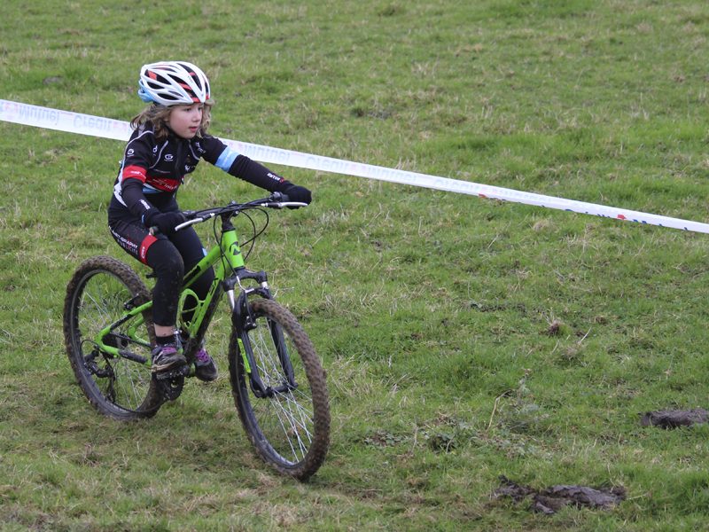 2016-11-11-cyclo-cross-st-julien-de-civry-4